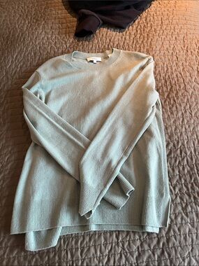 Vince Cashmere/Wool Crewneck Sweater in Sage Green